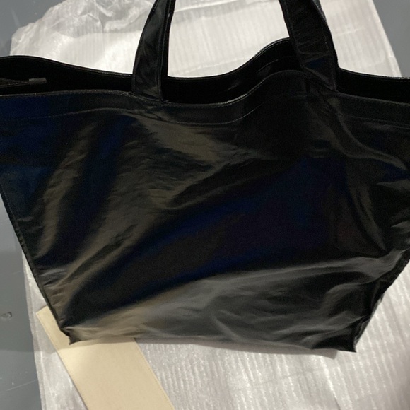 Gucci Tote - Picture 5 of 11